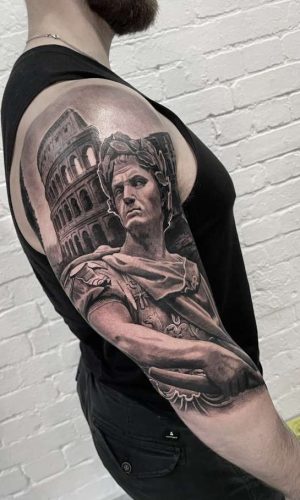 tattoo best london sleeve artist julio cesar colosseum black and grey realism
